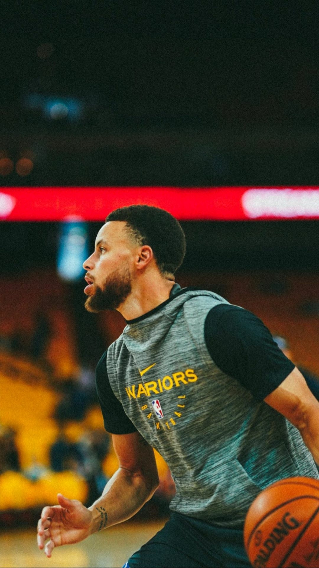 哈登训练后主动加练带动队友（哈登训练结束主动加练，带动队友跟练）