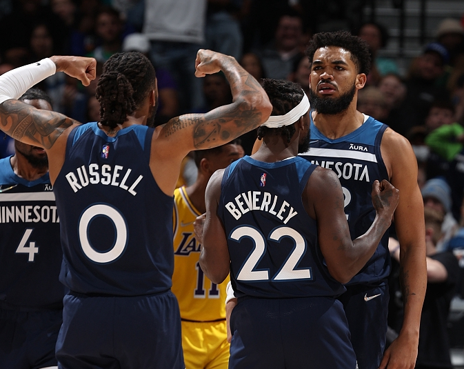 央视举办民间足球争霸赛：苏超、赣超、蒙超冠军等8队参赛（央视启动民间足球争霸赛：苏超、赣超、蒙超冠军等8支队伍角逐）