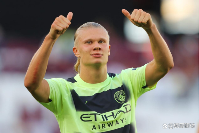 库尼亚：我在巴西队帮助球队组织进攻，但我也可以踢伪9号（库尼亚：在巴西队我承担进攻组织，同样能胜任伪9号）