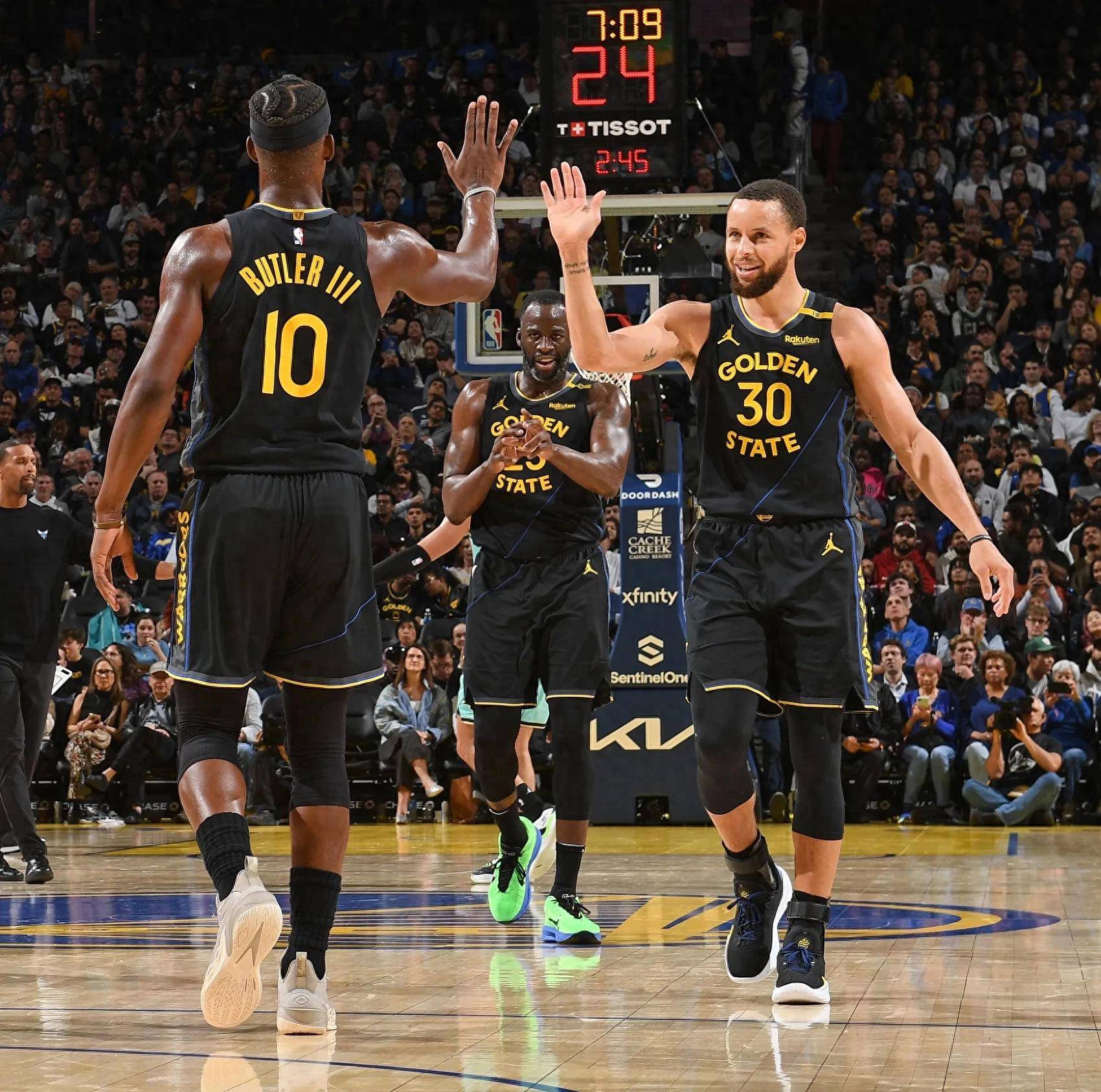 乌奈-西蒙：希望我们结束国家队任务时，尼科已完全摆脱不适（乌奈-西蒙：盼国家队任务结束时，尼科已完全无碍）