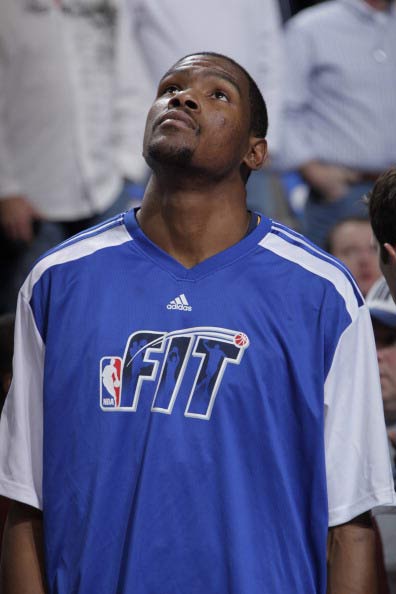 巴尔泰萨吉：争冠？我们才刚刚开始，必须保持冷静和放松（巴尔泰萨吉：谈争冠为时尚早，需保持冷静与放松）