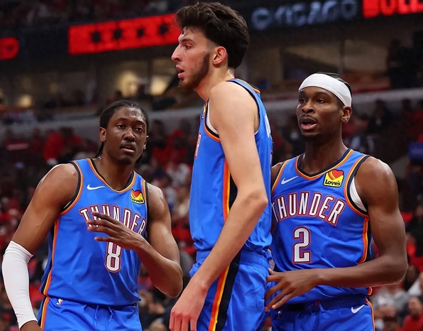 有争议，鲁本-内维斯、马赫雷斯等对C罗的绝杀点球予以嘲讽（C罗绝杀点球引发争议，鲁本-内维斯、马赫雷斯等人公开嘲讽）