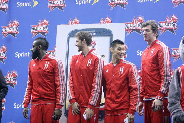 外媒：马拉多纳的宝马i8进行拍卖，起拍价1万欧元（外媒曝马拉多纳的宝马i8将上拍，起拍价1万欧元）