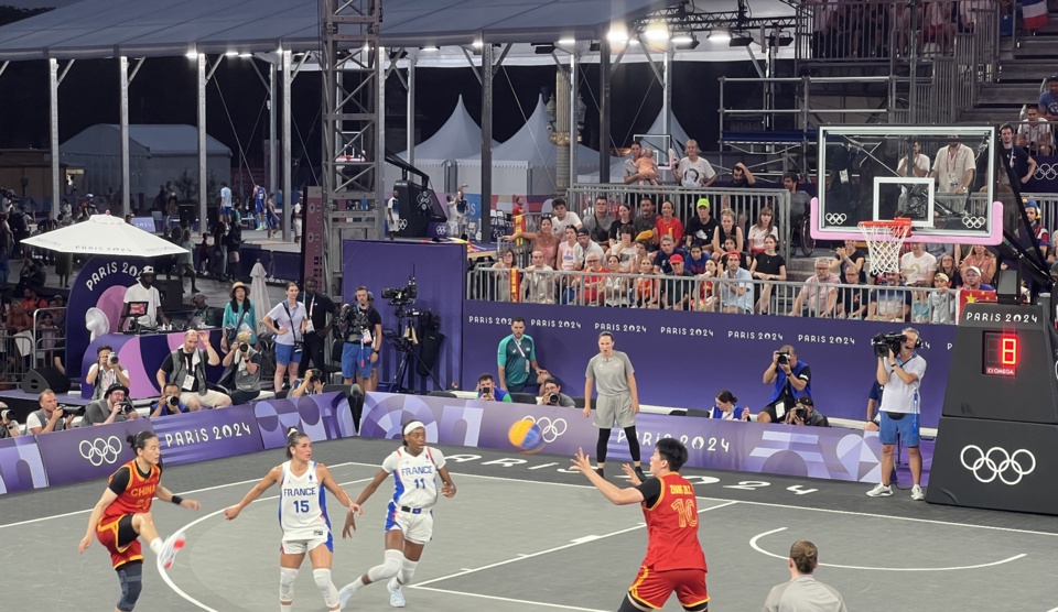 记者：国足新一期集训人数25-30人，或到海外拉练热身（记者：国足新一期集训预计25至30人，或赴海外热身备战）