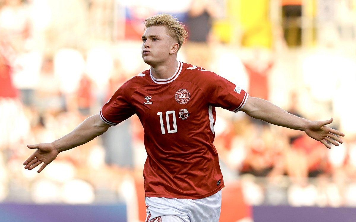 齐沃：我们不会怀疑劳塔罗的重要性，我和他每天都拥抱（齐沃：劳塔罗的重要性不容置疑，我们每天都会拥抱）