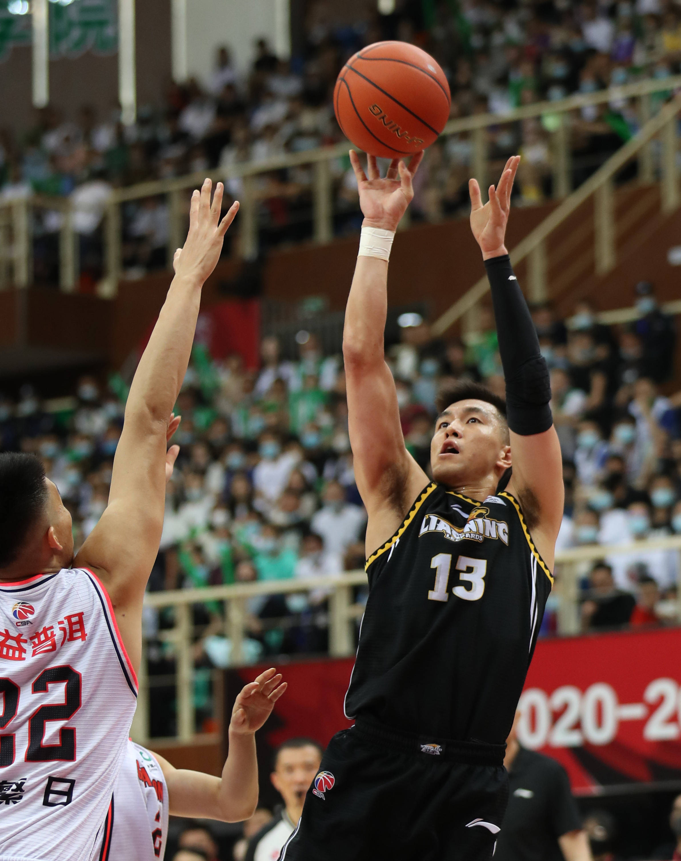 山东2-1津门虎，卡扎伊什维利破门+失点，谢文能助攻+造点（山东2-1力克津门虎：卡扎伊什维利一射一失，谢文能送助攻并造点）