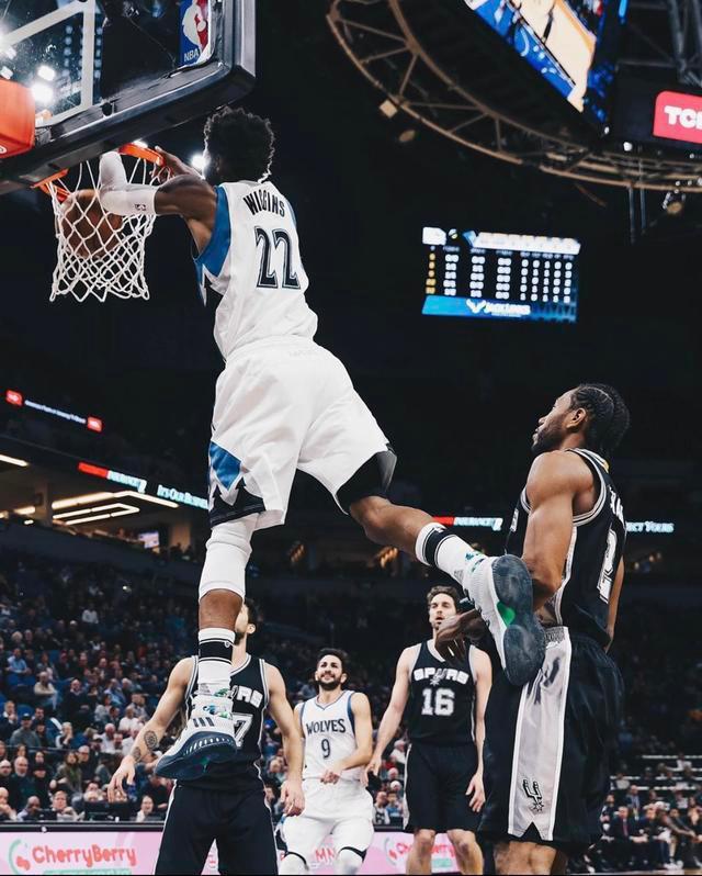 威尔斯狂轰31分刷新赛季新高，姜宇星15分创辽宁生涯新高（威尔斯飙下31分改写本季纪录，姜宇星15分刷新辽篮生涯新高）