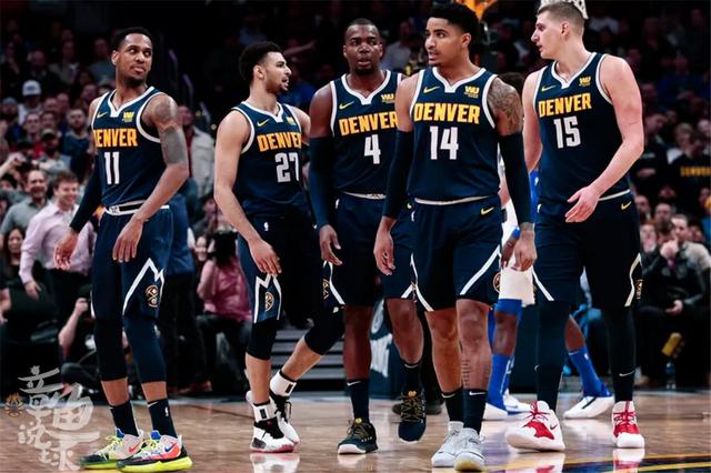 梅西的魅力，特朗普女儿伊万卡现场观战迈阿密国际比赛（梅西风采尽显，特朗普之女伊万卡现身观战迈阿密国际比赛）