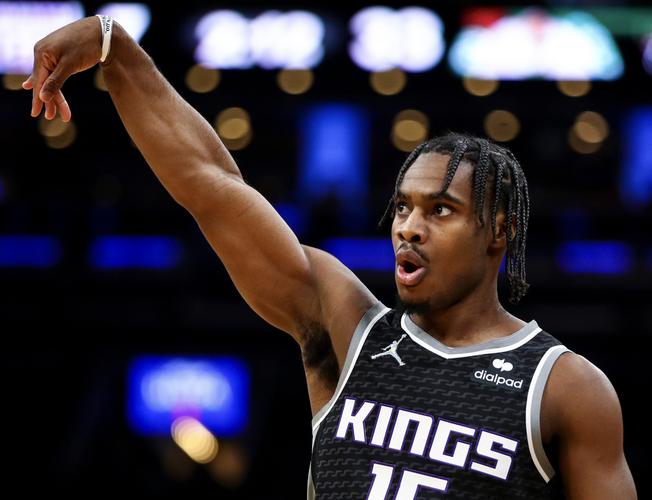 意甲出现一条大鱼！4大豪门开始抢人，年仅26岁4000万欧底价（意甲迎来重磅目标！四大豪门竞相出手，26岁球员起价4000万欧）