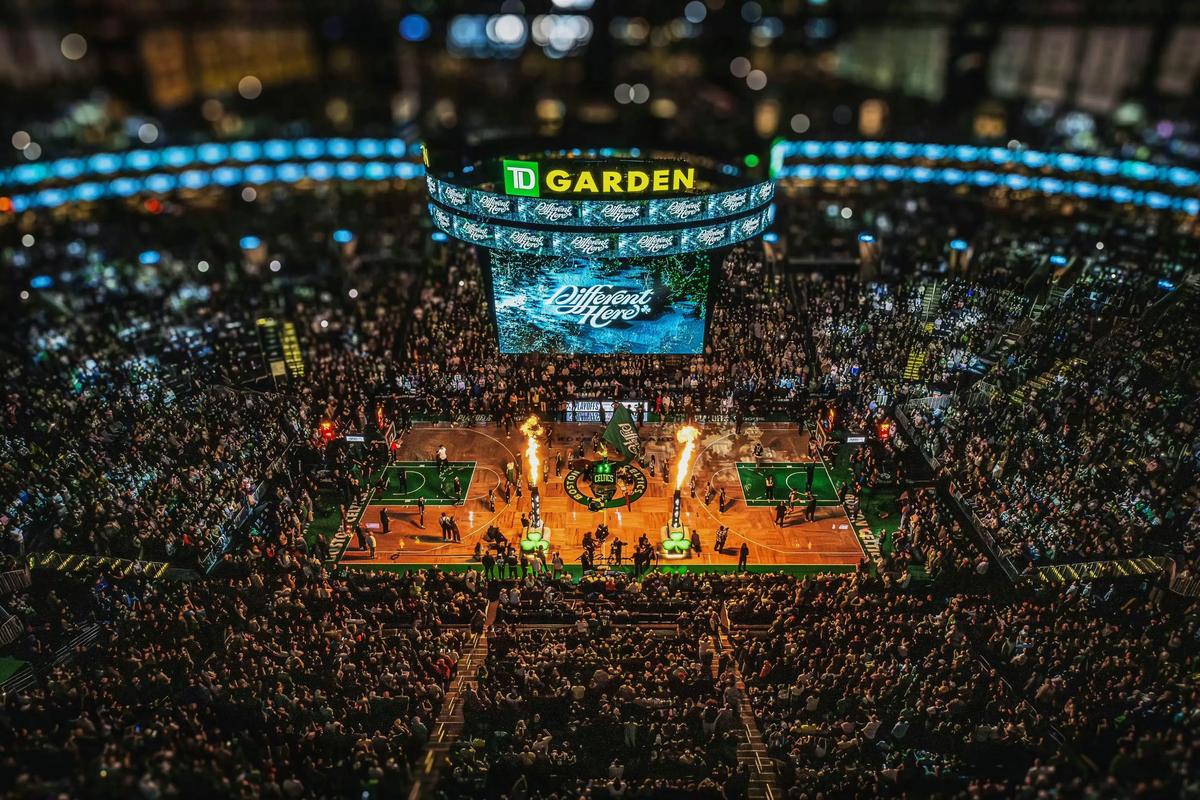 阿斯报：哈维出席丰特的巴萨主席竞选宣讲会，公开反对拉波尔塔（阿斯报：哈维参加丰特的巴萨主席竞选活动，公开表态反对拉波尔塔）