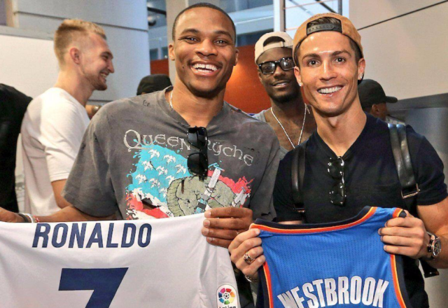 全运会女排比赛：江苏各年龄段实力太强！或包揽成年队青年队冠军（全运会女排：江苏各梯队强势领跑，有望包揽成年组与青年组双冠）