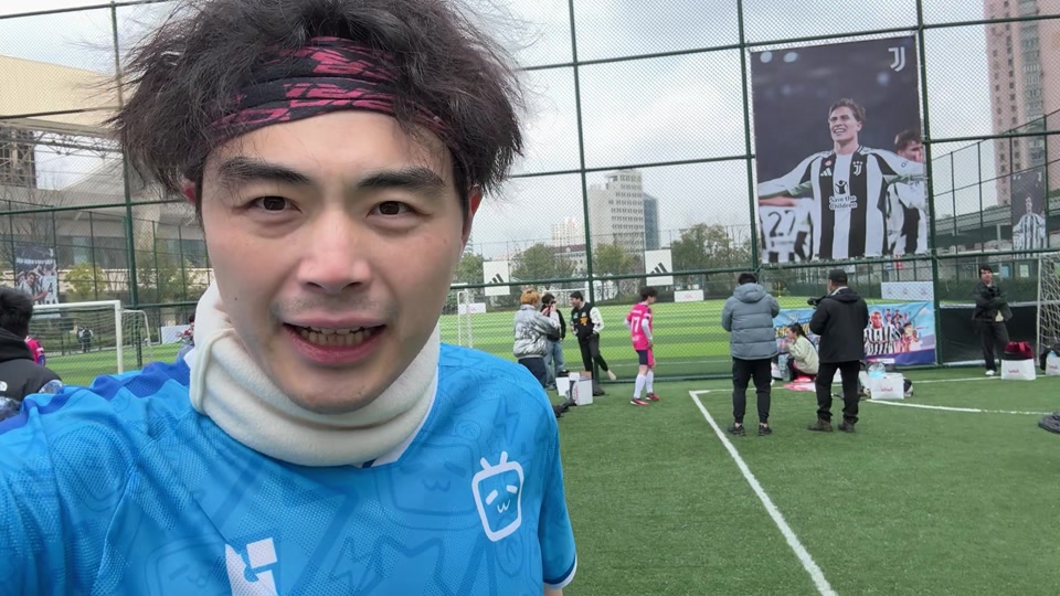 揭秘洛夫顿罚球失准的背后原因（洛夫顿罚球失准的成因解析）