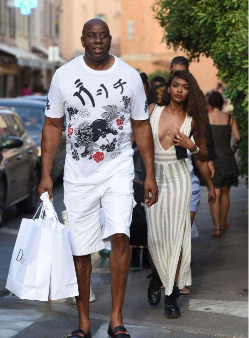 马来西亚整体进步显著（马来西亚整体发展势头强劲）