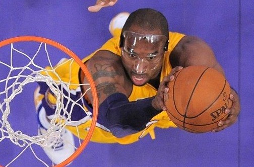 记者：阿隆索与多名皇马球员沟通过，表示愿意调整战术风格（记者：阿隆索已与多位皇马球员交流，愿调整战术打法）