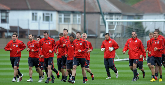 贝拉尔迪：我受伤前曾和球衣是间条衫的一家意甲豪门达成协议（贝拉尔迪：受伤前已与身穿条纹战袍的意甲豪门达成协议）